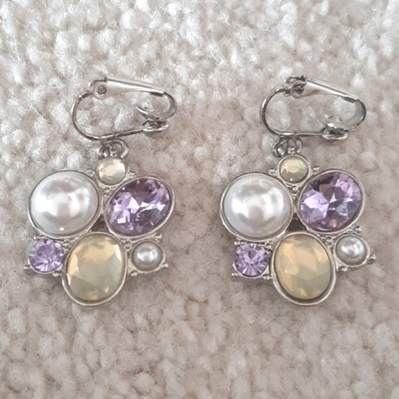 **3/$25** Mauve & Cream Stone & Pearl Necklace and Clip on Earrings Set - Picture 2 of 5